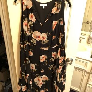 Marybelle black floral dress w/ tie. 1x